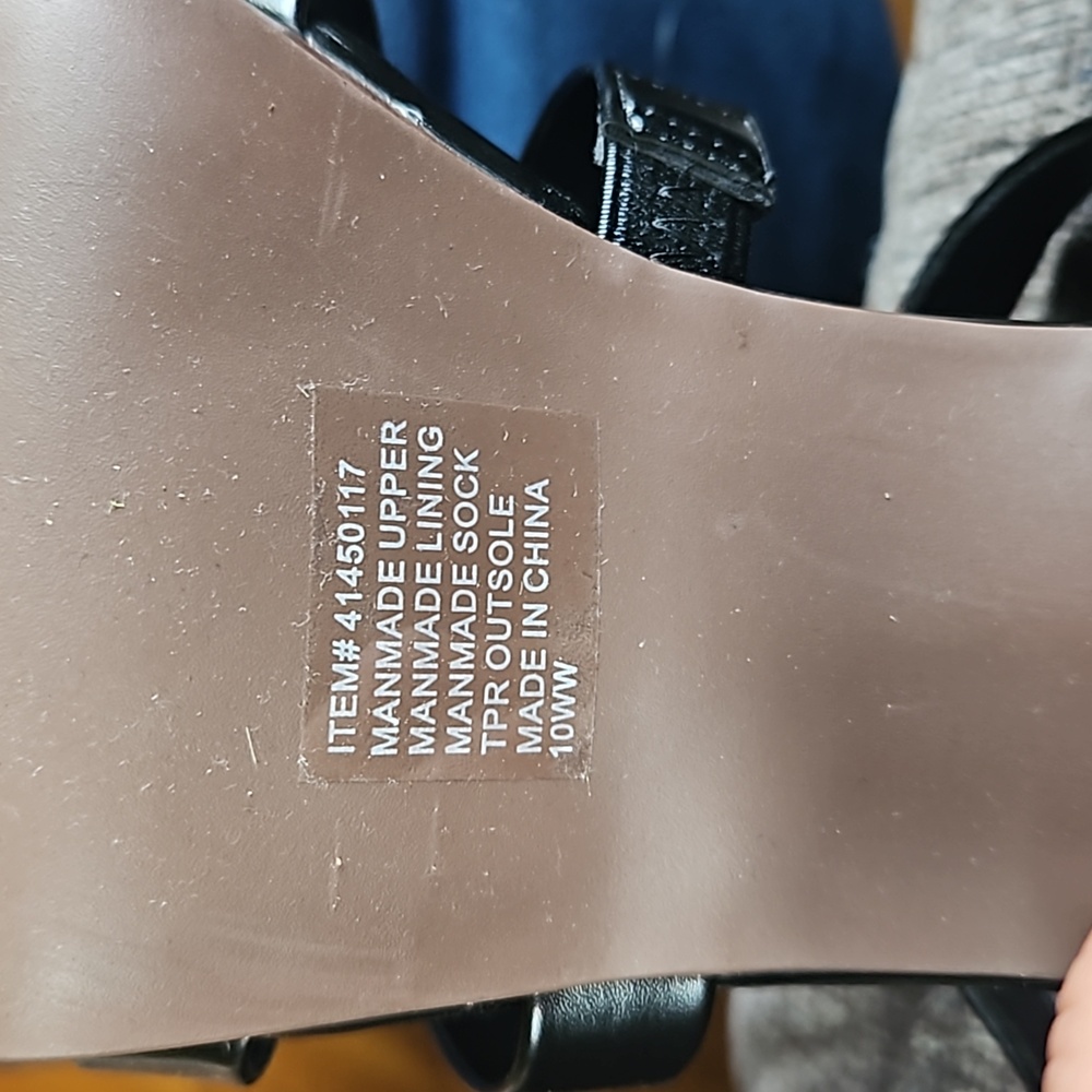 Torrid Fisherman Sandals - Picture 3 of 3